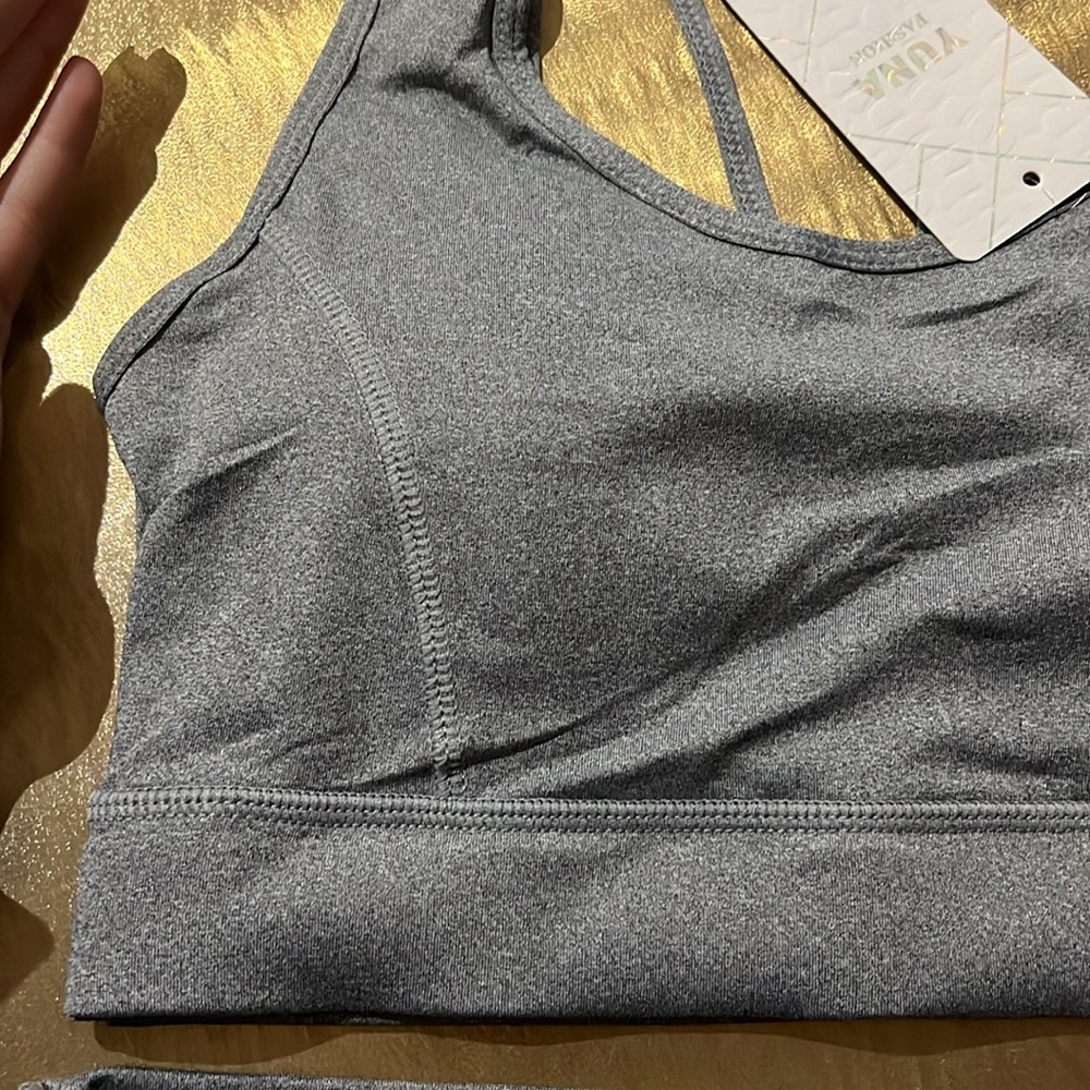 NWT Gray Sports Bra & Biker Shorts Set - Picture 2 of 6